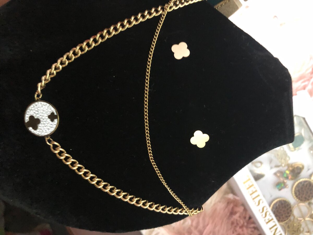 Parure Collier et Boucles