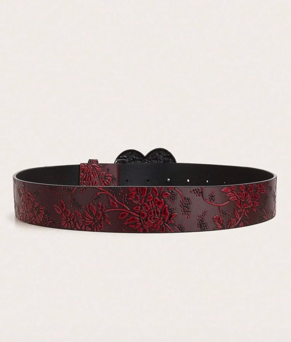 Ceinture fleurie avec boucle cœur