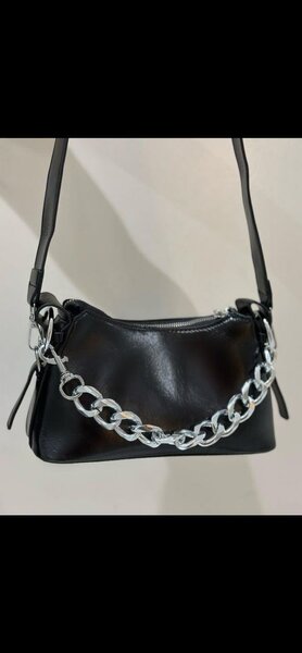 Chic Black Shoulder Bag zara