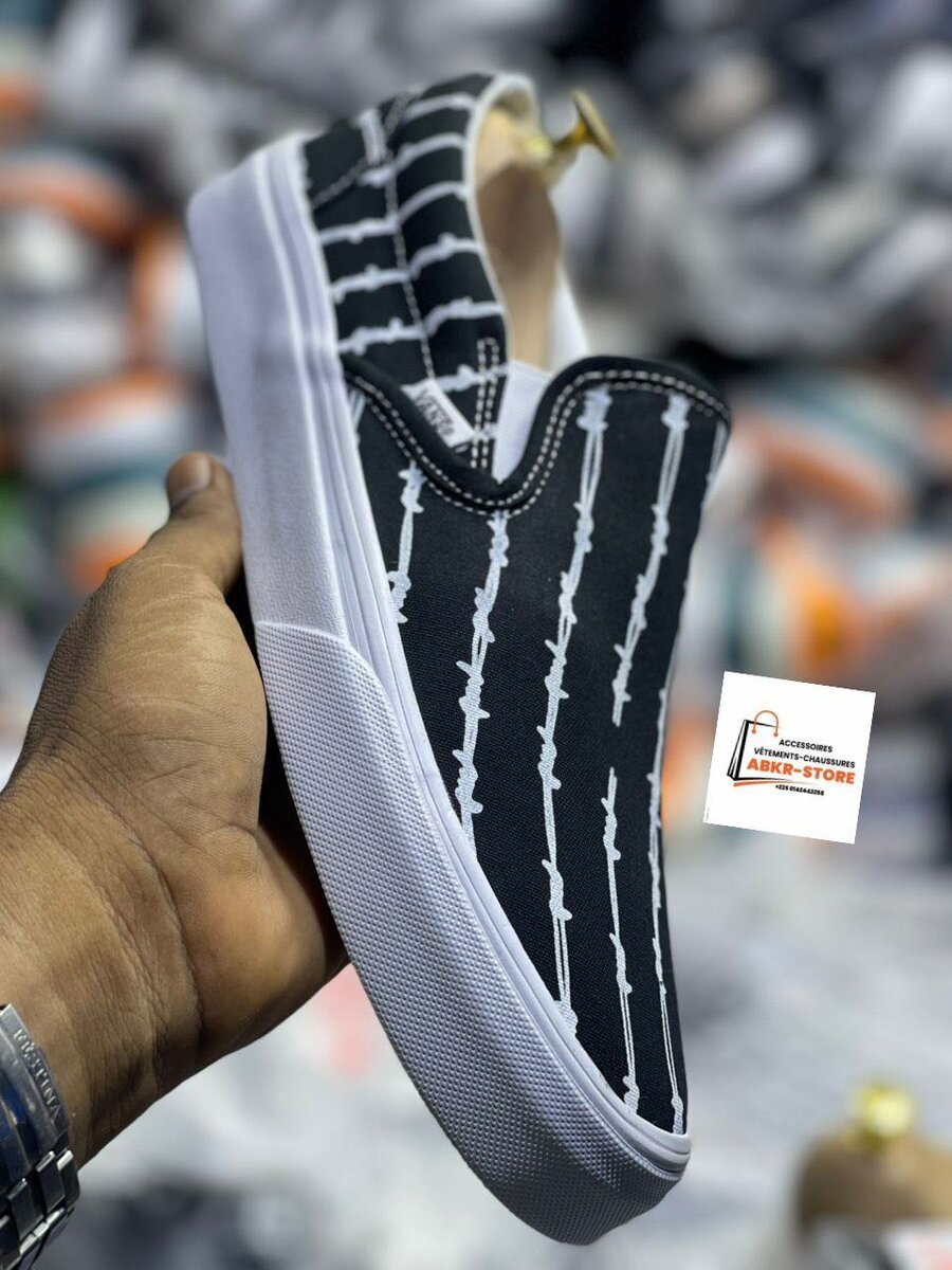 VANS DISPONIBLE