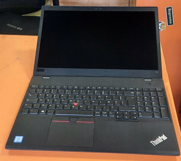 Lenovo ThinkPad T580 Laptop