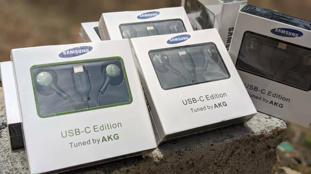 Samsung AKG headsets