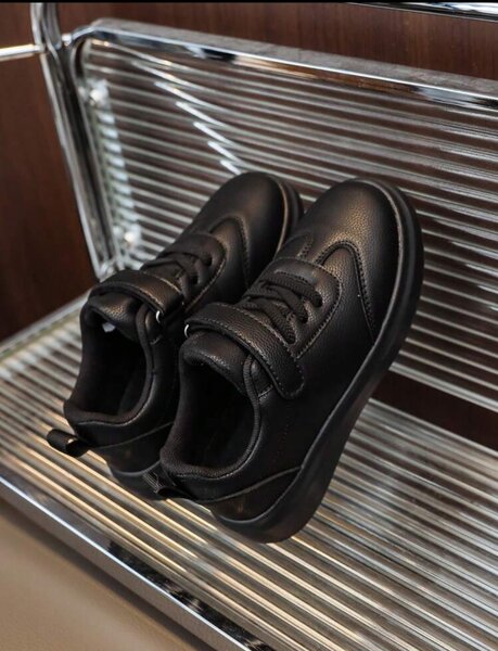 Basket noir mixte décontracté