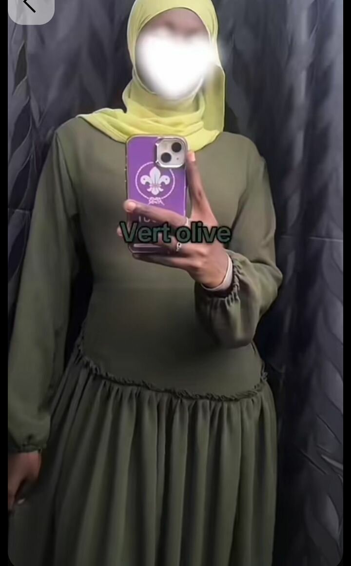 Robe élégante longue manches