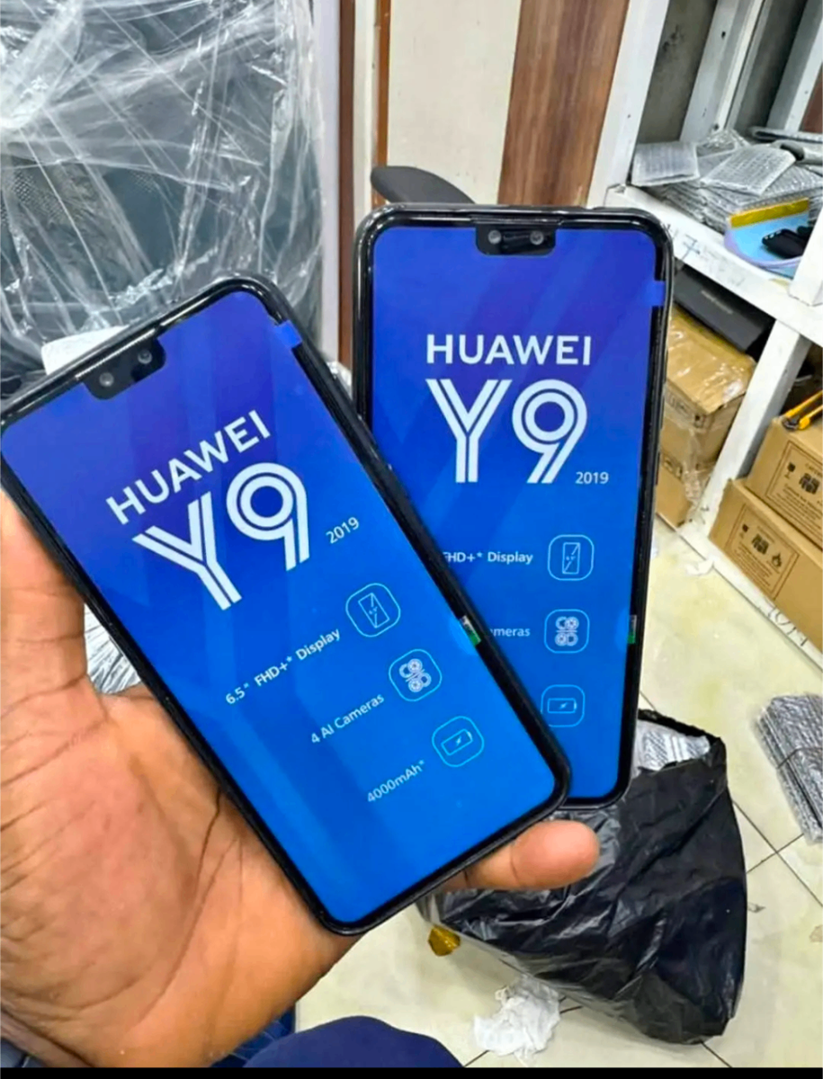 Huawei Y9 2019 Smartphone