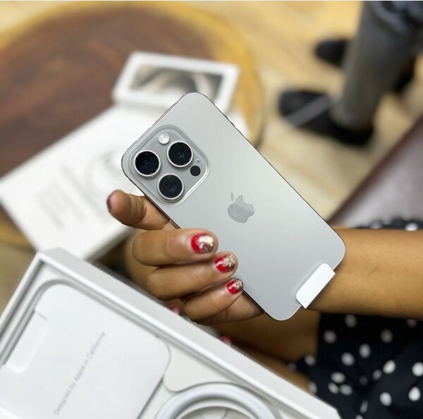 iPhone 15 Pro