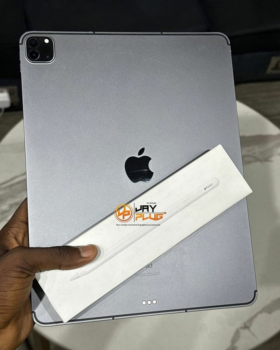 Apple ipad Pro 12.9 inches 256GB WiFi & Cellular