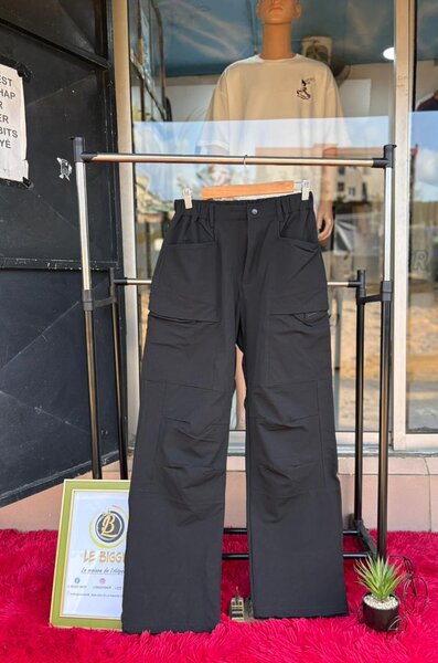 Pantalon cargo noir homme