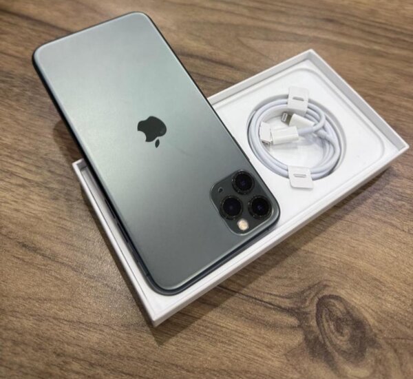 iPhone 11 Pro Max 512 gig