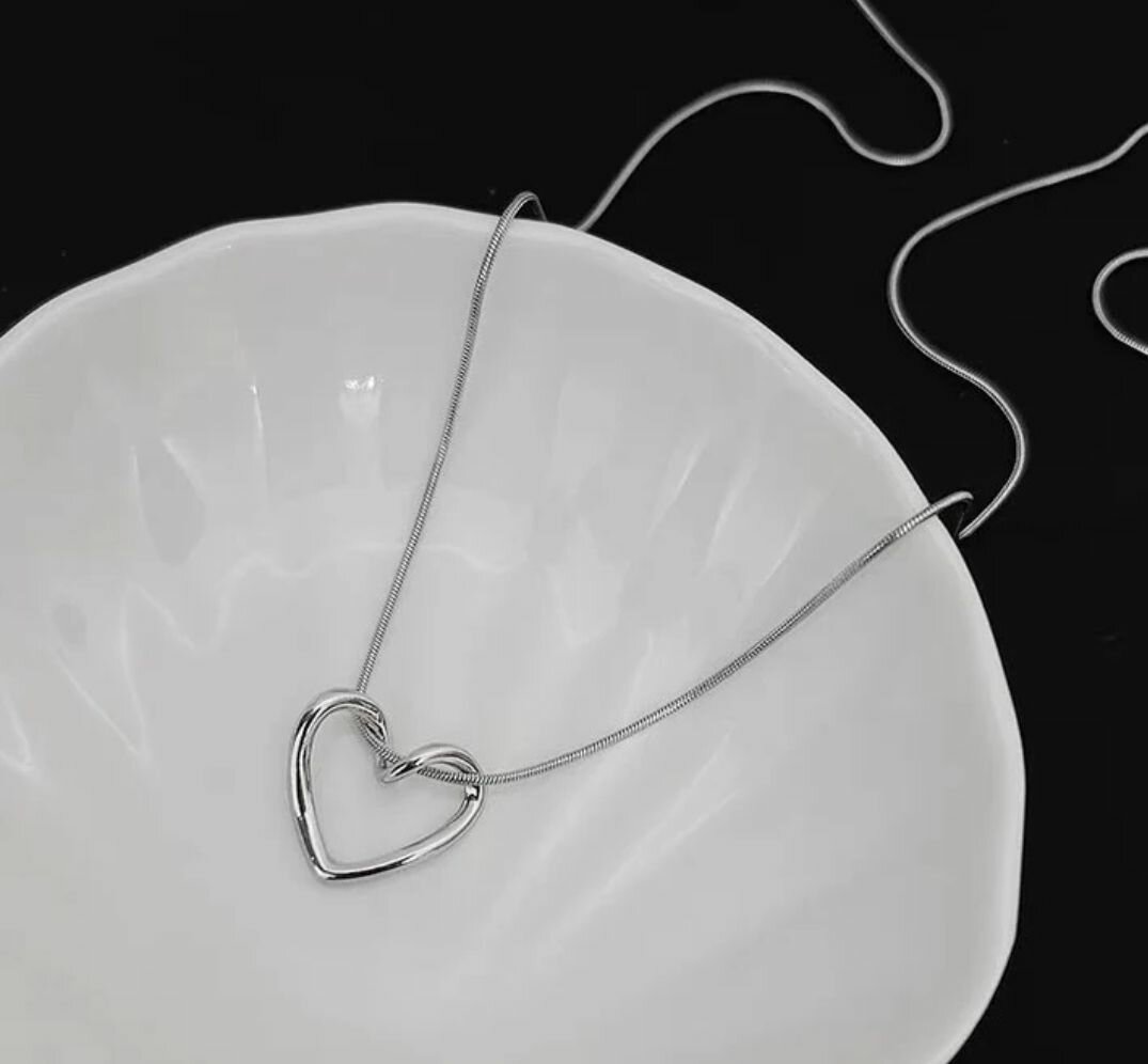 Chain with pendent Silver