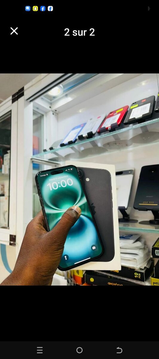 Smartphone moderne avec boîte