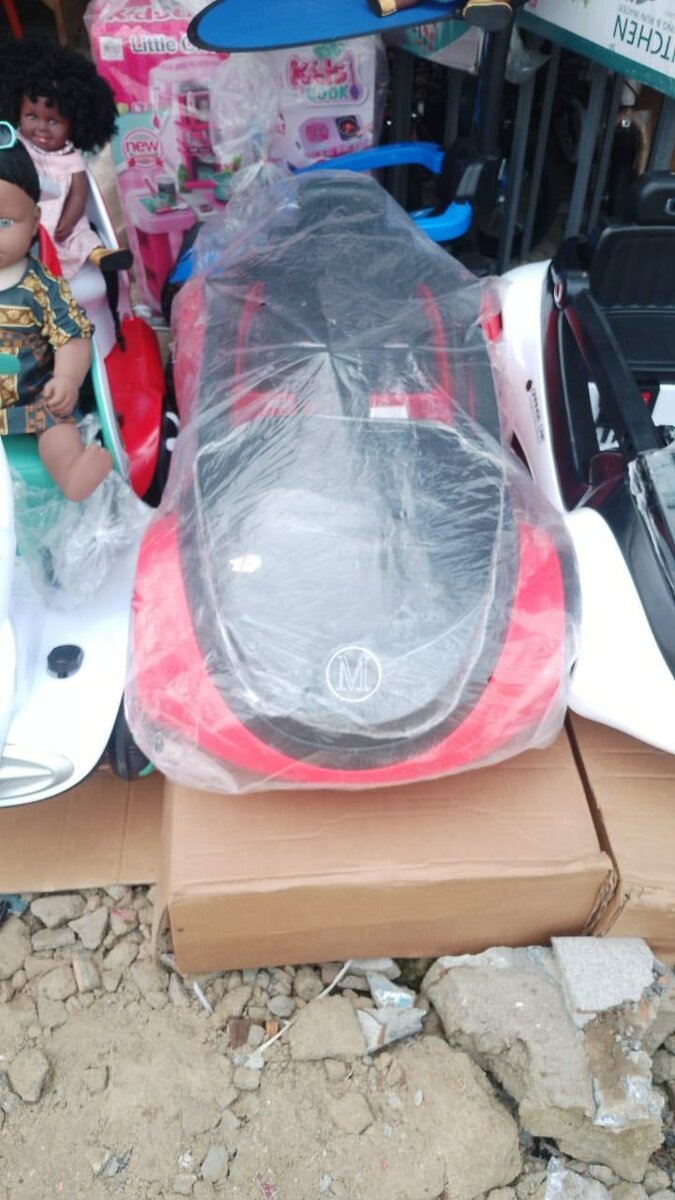 Voiture électrique pour enfants