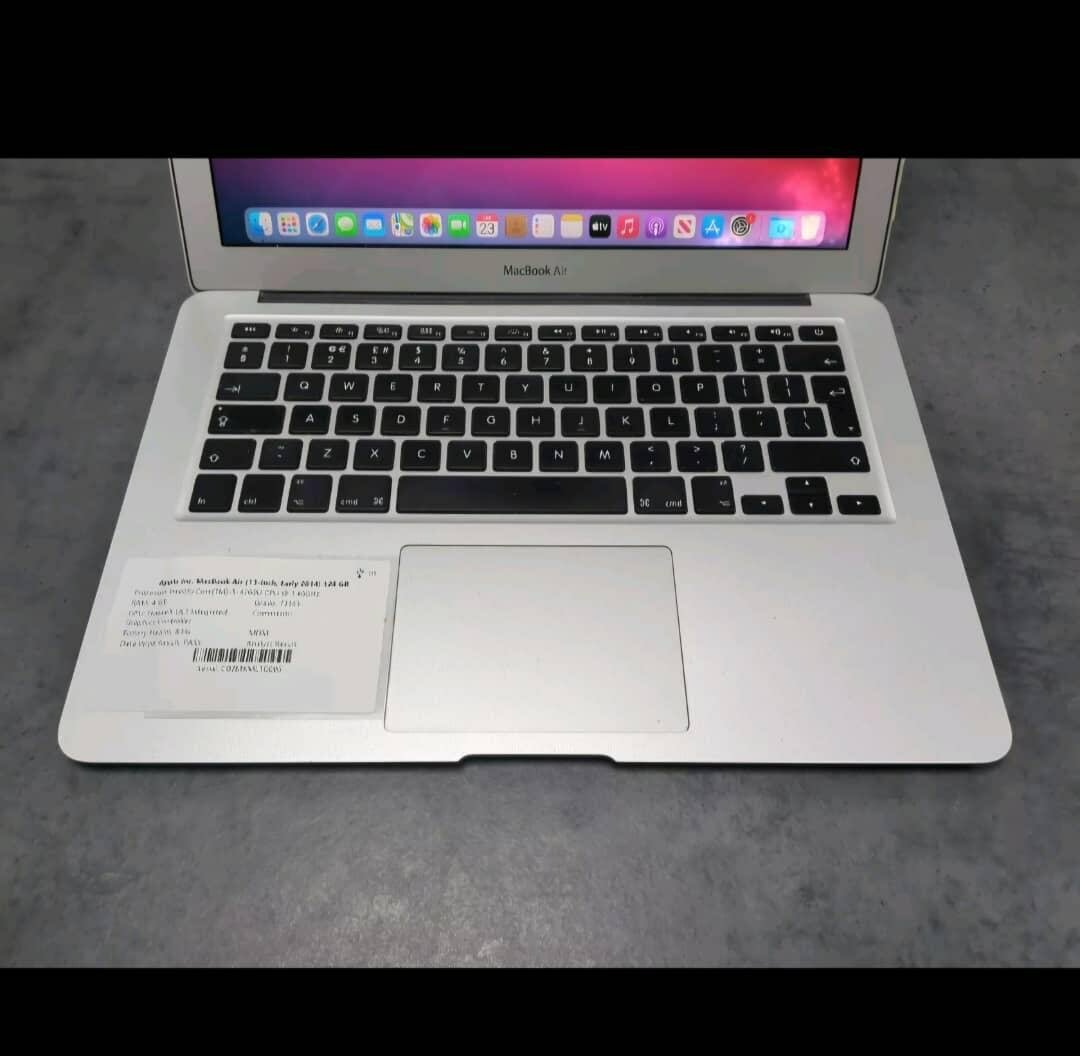 Apple MacBook Air 13"(2014) fully functional