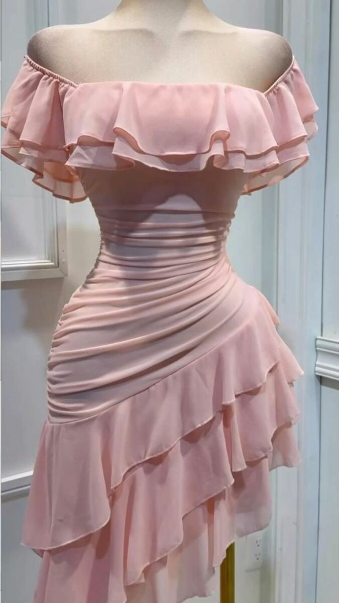 Robe élégante plissée