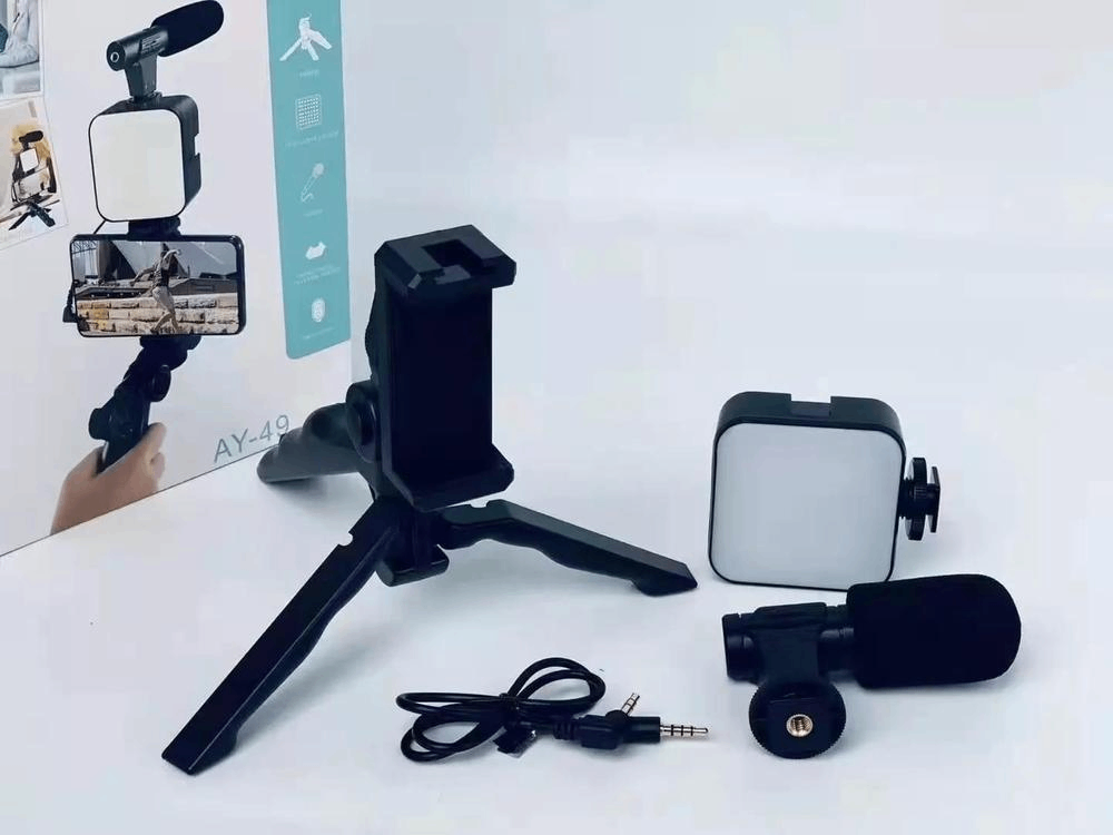 Video making/ vlogging camera stand with microphone ️