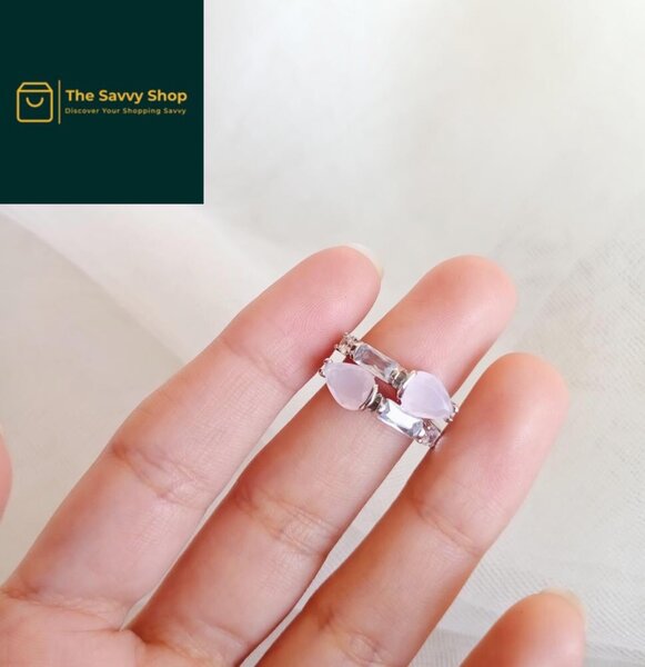 Drop stone ring