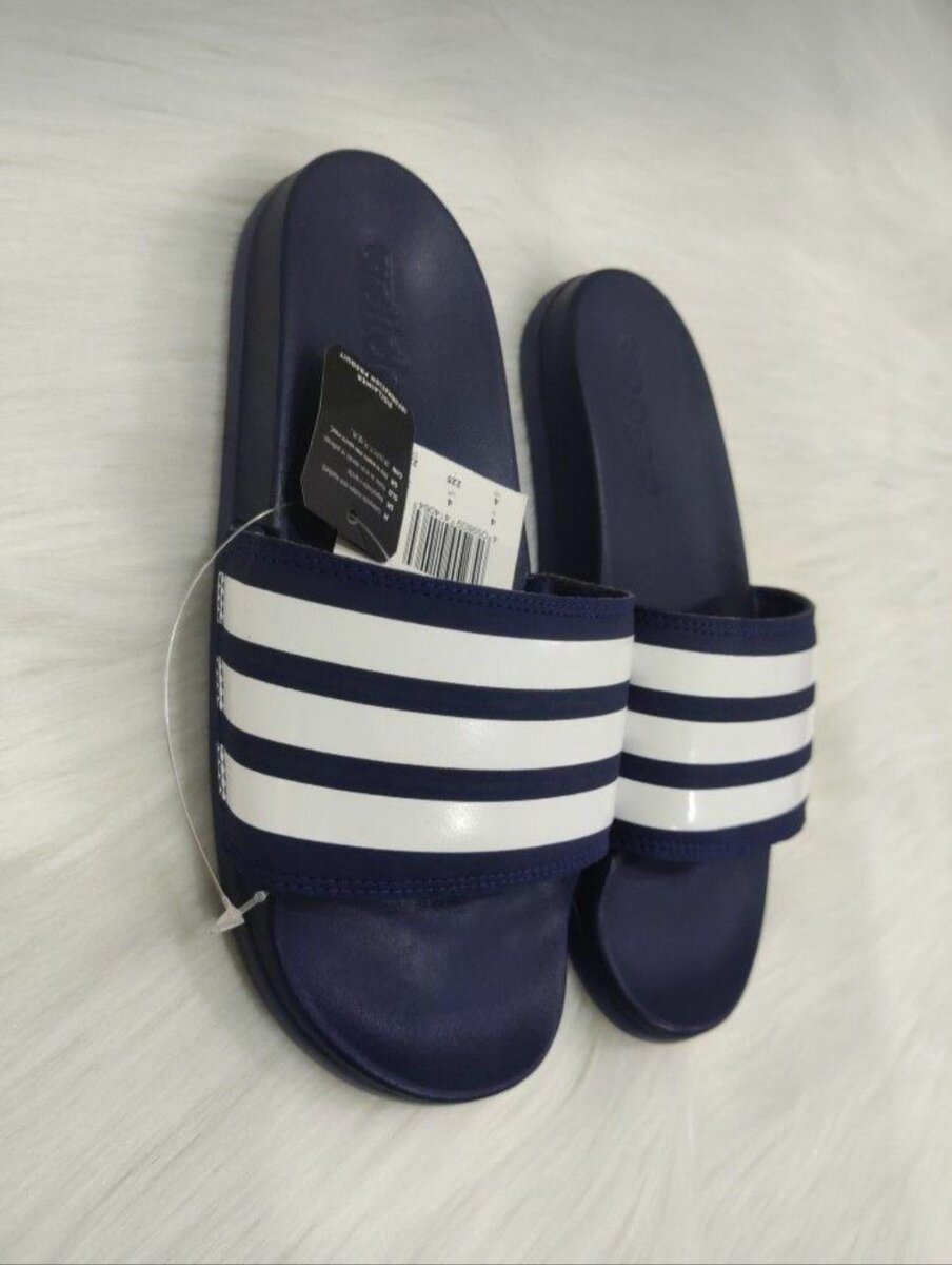 Adidas slide