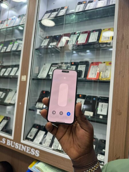 14 pro jamais démonté