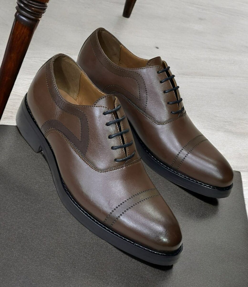 Chaussures élégantes en cuir