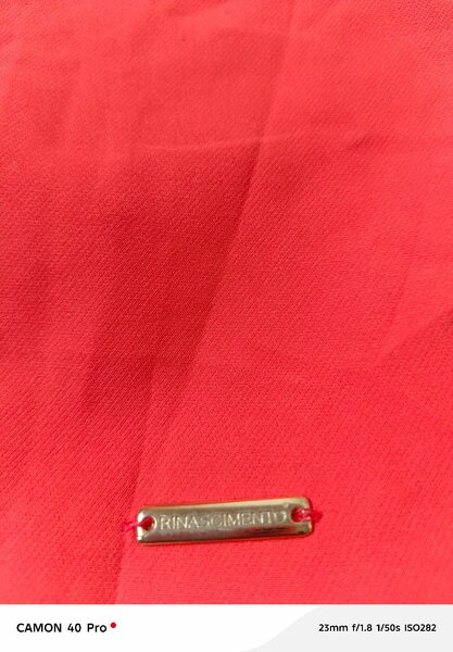 Robe élégante à volants