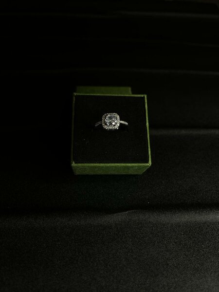 Bague élégante en argent