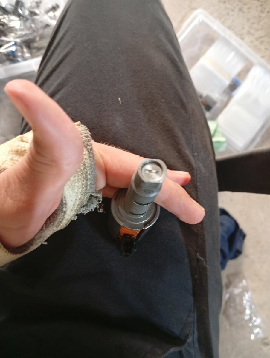 Un mano de transmission