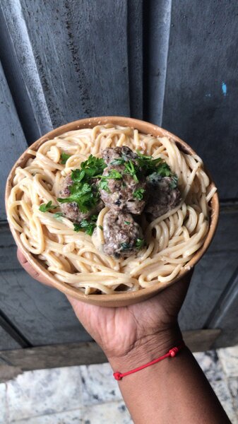 Pâtes au Jambon et Boulettes