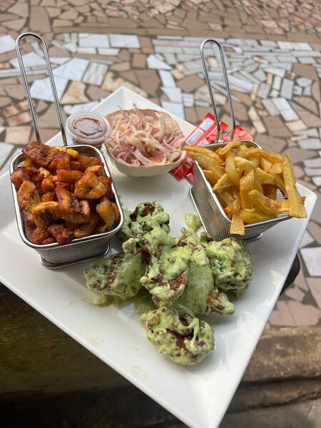 1/2 poulet Mayo+ frites+alloco