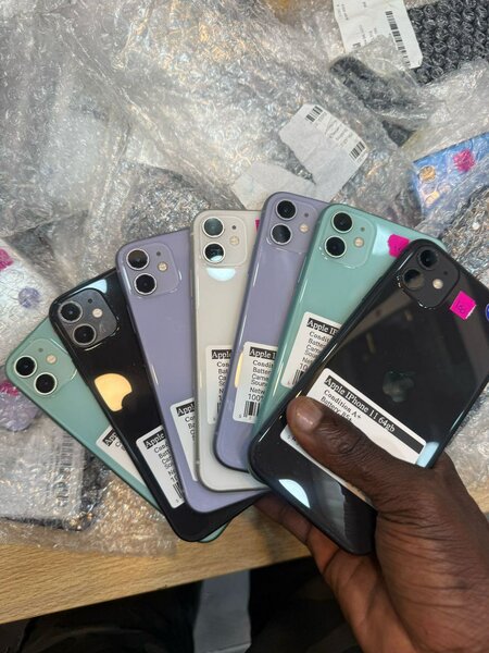 Iphone 11 64giga casineuf coli