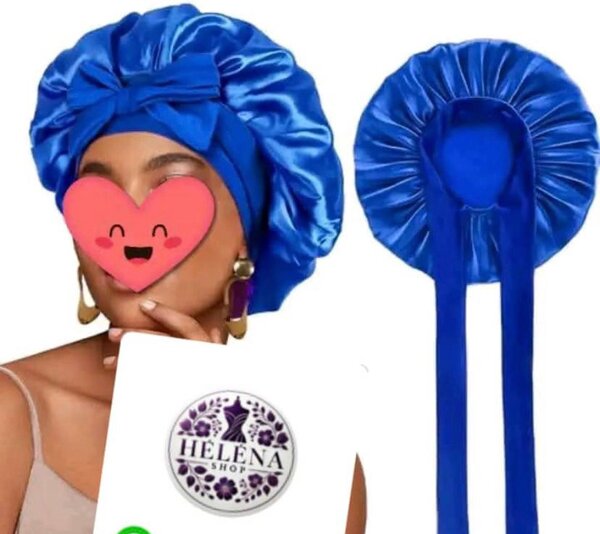 Bonnet en satin ajustable