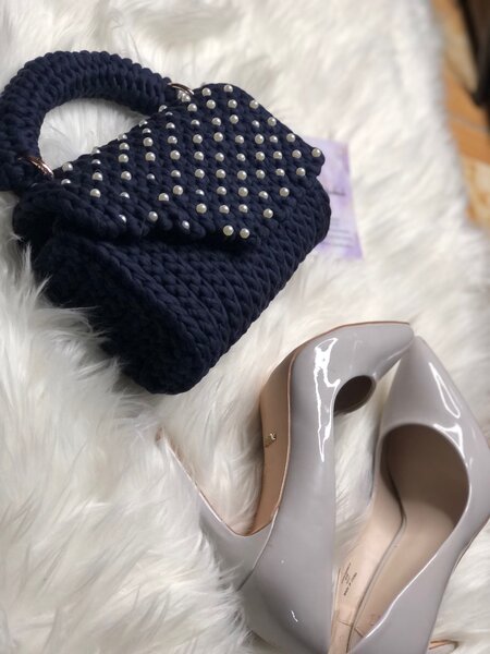 Crochet handbag for ladies