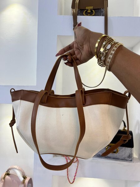 Sac à main cabas en cuir