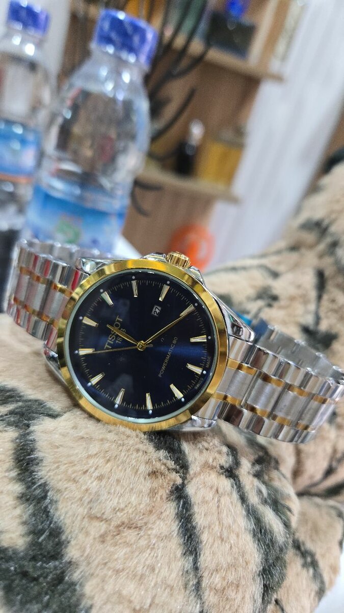 Montre homme élégante