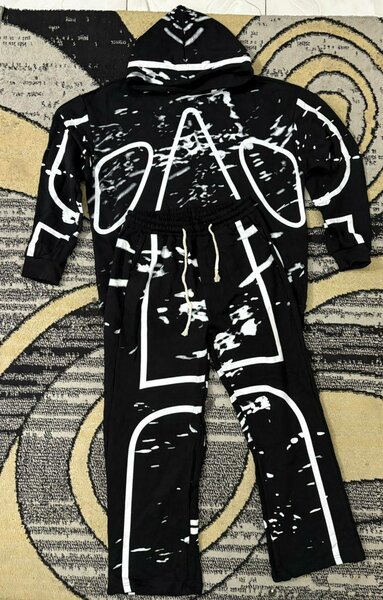 Ensemble de survêtement moderne