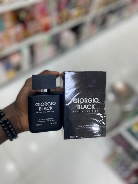 Parfums GIORGIO BLACK