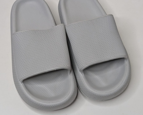 Cloud cushion slides
