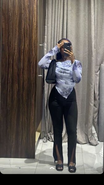 Pantalon élégant fendu femme