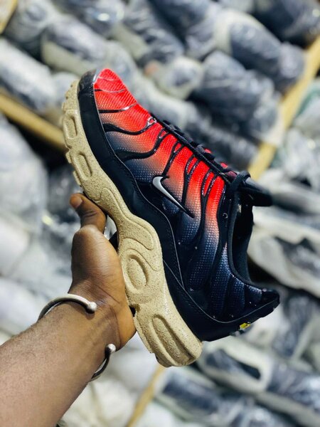 Nike TN