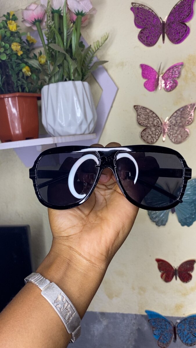 Lunettes de Soleil Élégantes