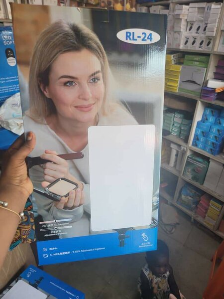 Lampe LED Anneau RL-24