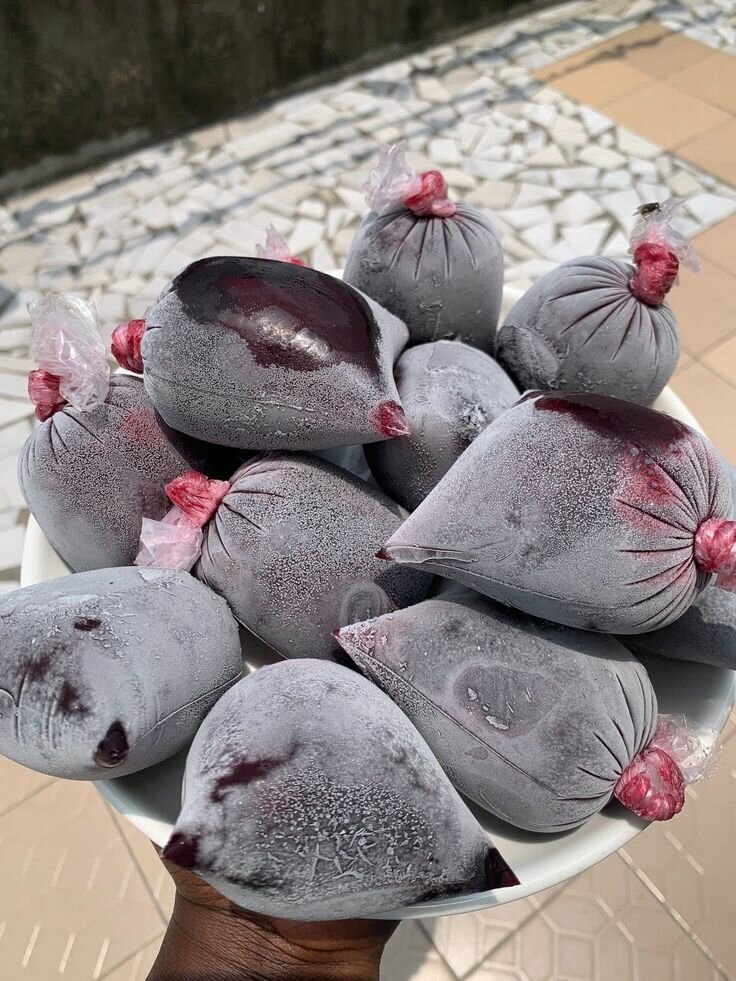 Des jus et des gâteaux