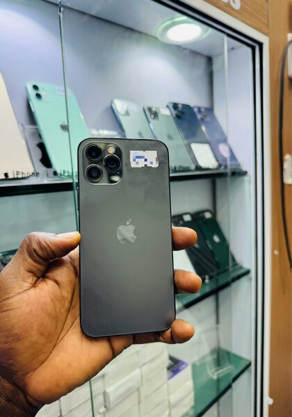iPhone 12 Pro 128Go  tout est