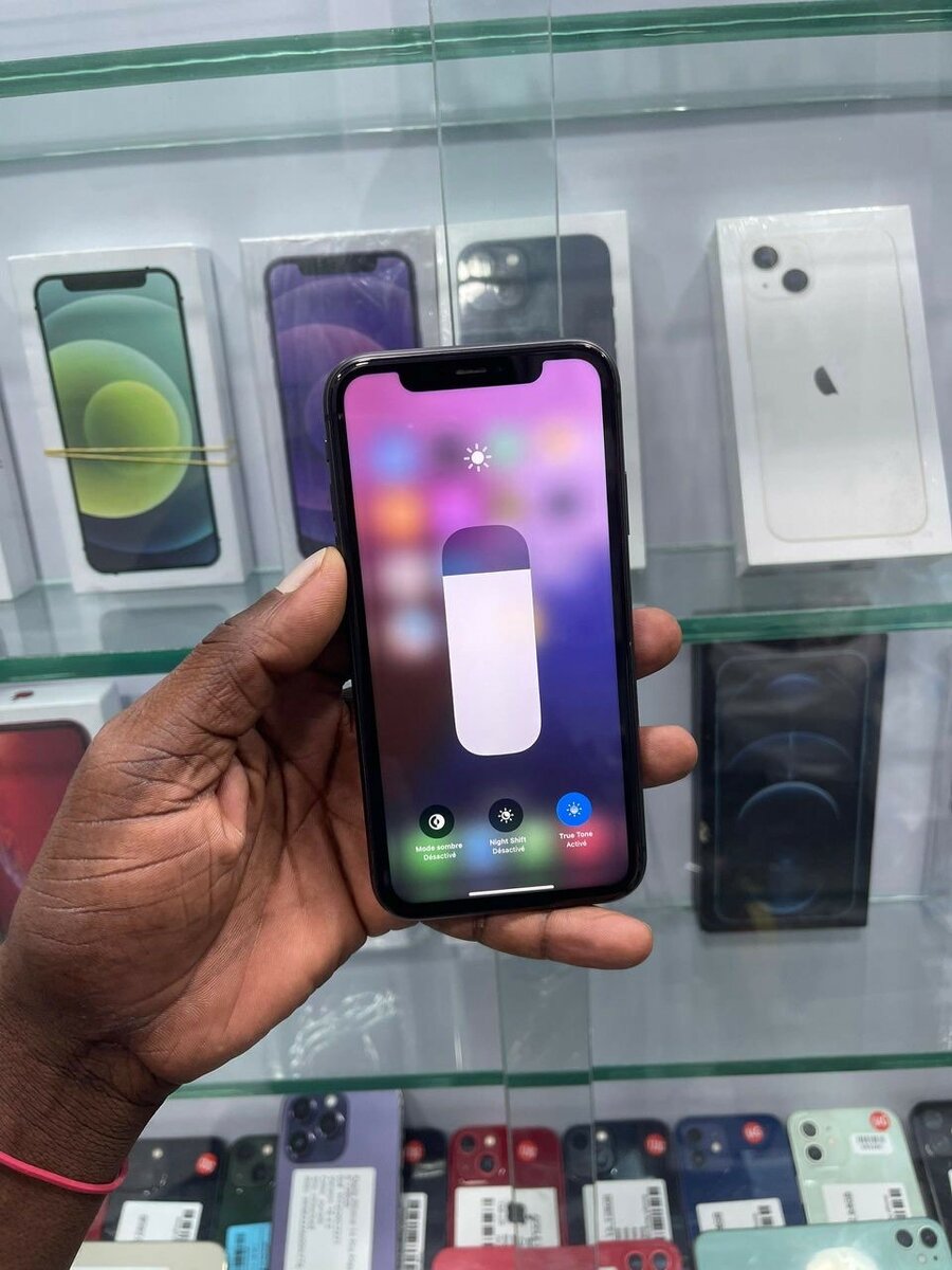 iPhone 11 simple