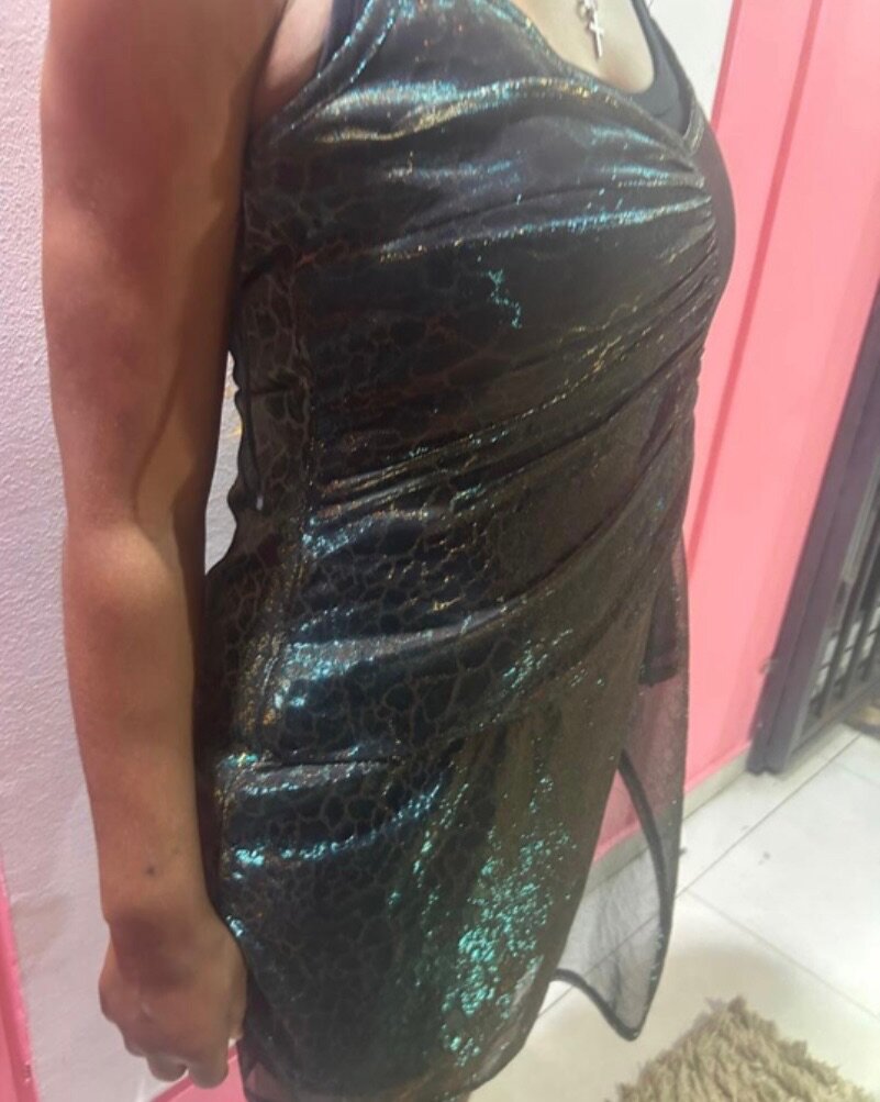 Robe moulante scintillante