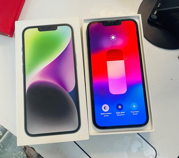 iPhone 14
