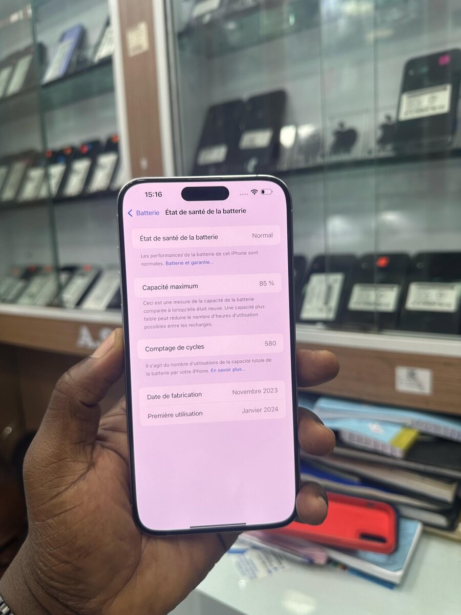 15 pro max 512giga écran chang