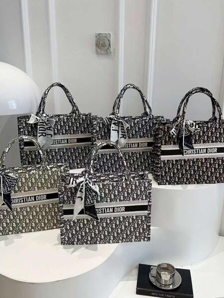 Sac à main en toile élégante