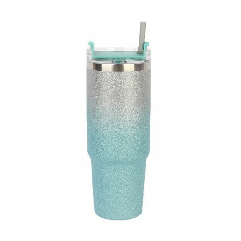 Vacuum insulated mug with straw