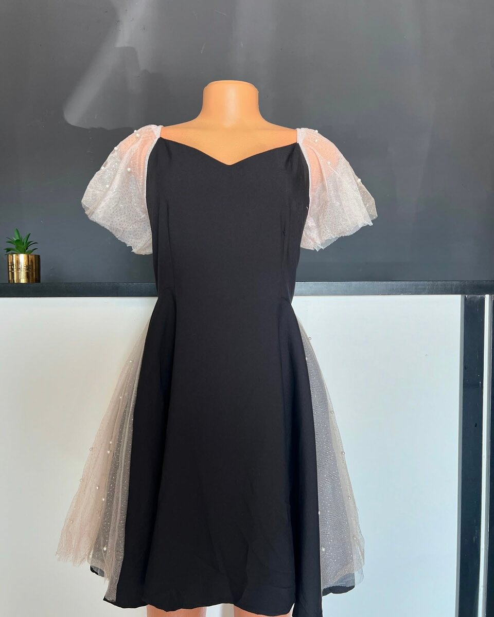  women's beautiful dress 