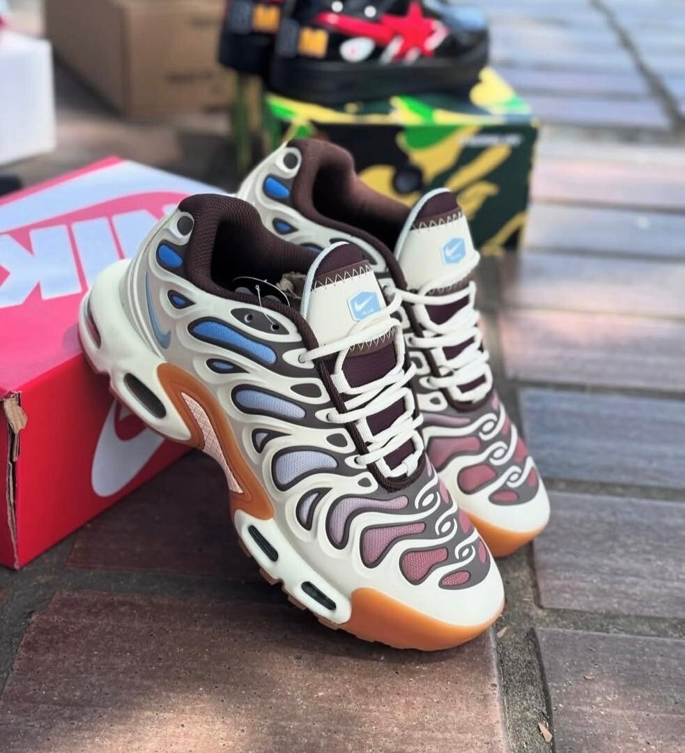 Nike airmax plus drift